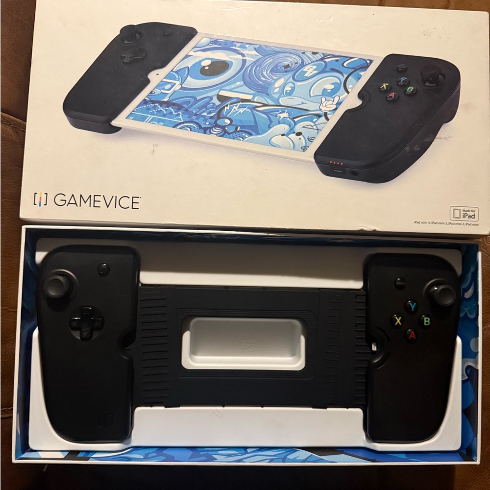 Gamevice - Picture 2 of 2